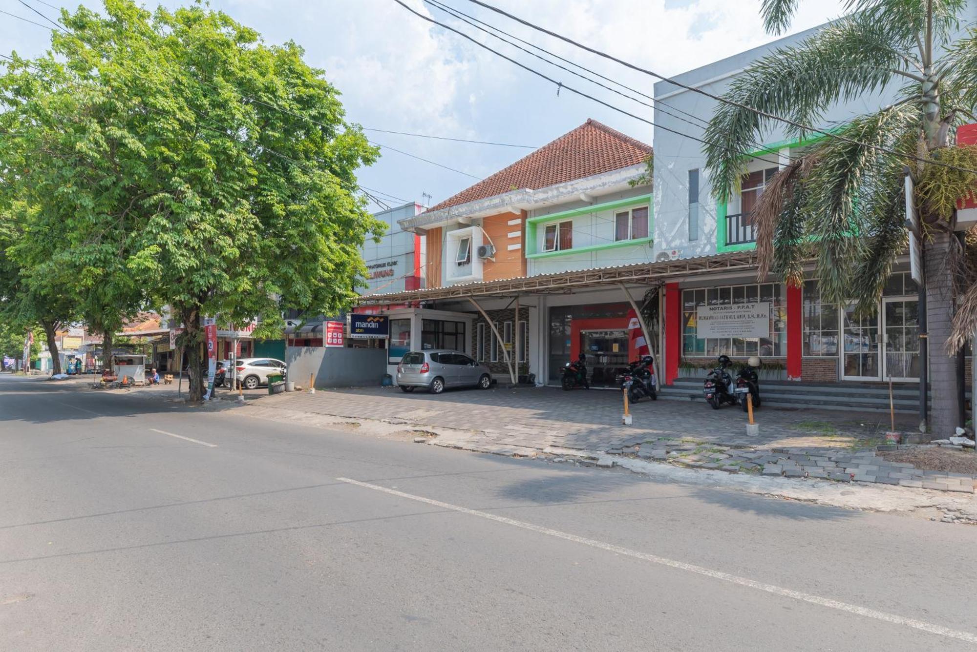 Reddoorz At Ciliwung Guest House Syariah Malang Dış mekan fotoğraf